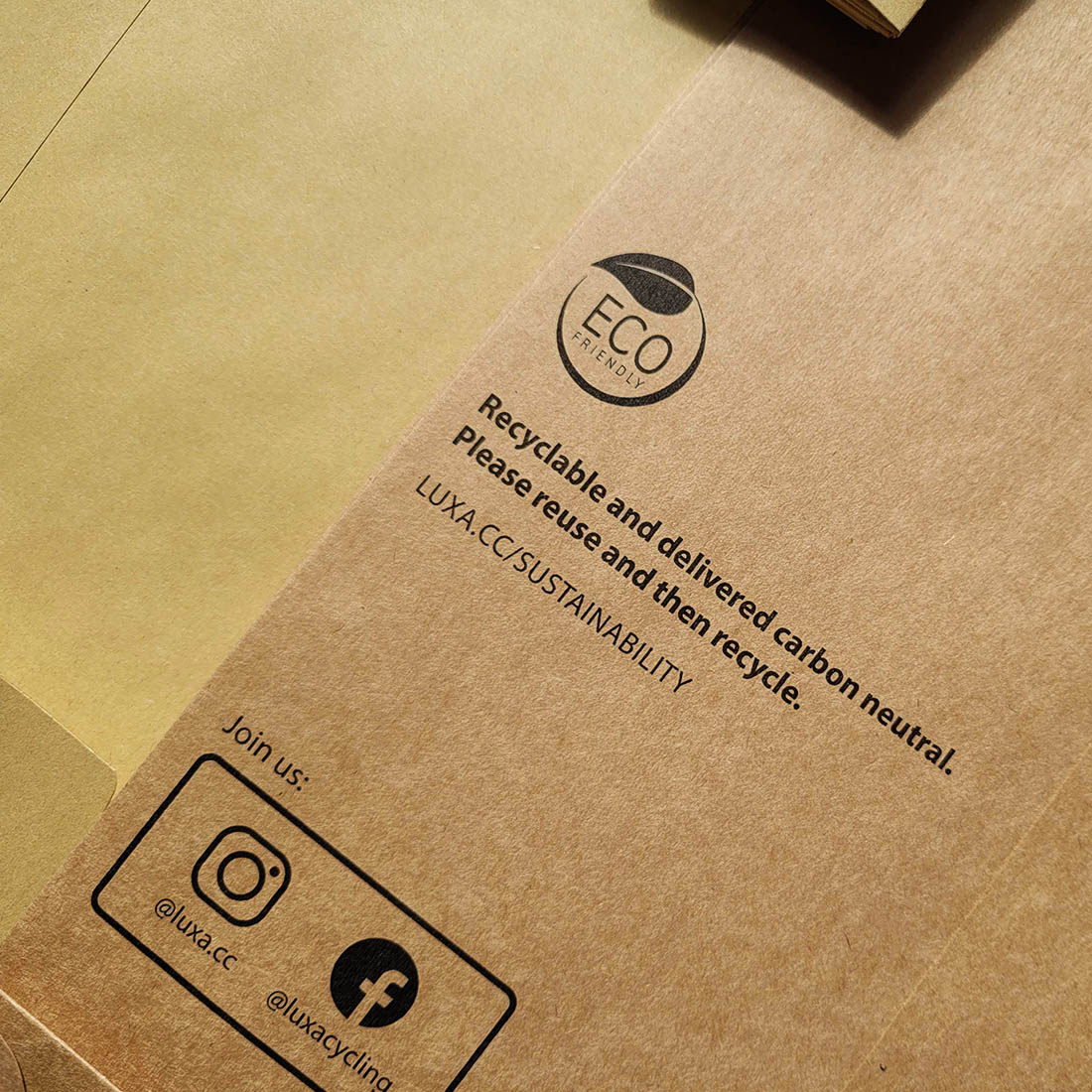 eco friendly packaging from kraft paper perfect for 100% recycling